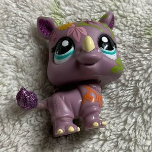 Littlest pet shop #2342 Rhino